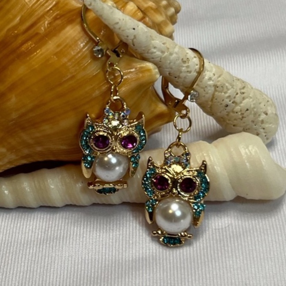 BETSEY JOHNSON GOLD OWL RHINESTONE DANGLE EARRINGS